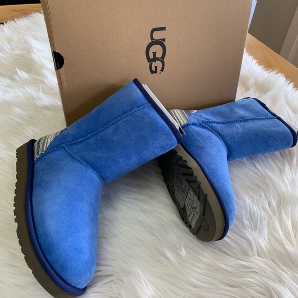 Ugg boots size 8 - Picture 4 of 5